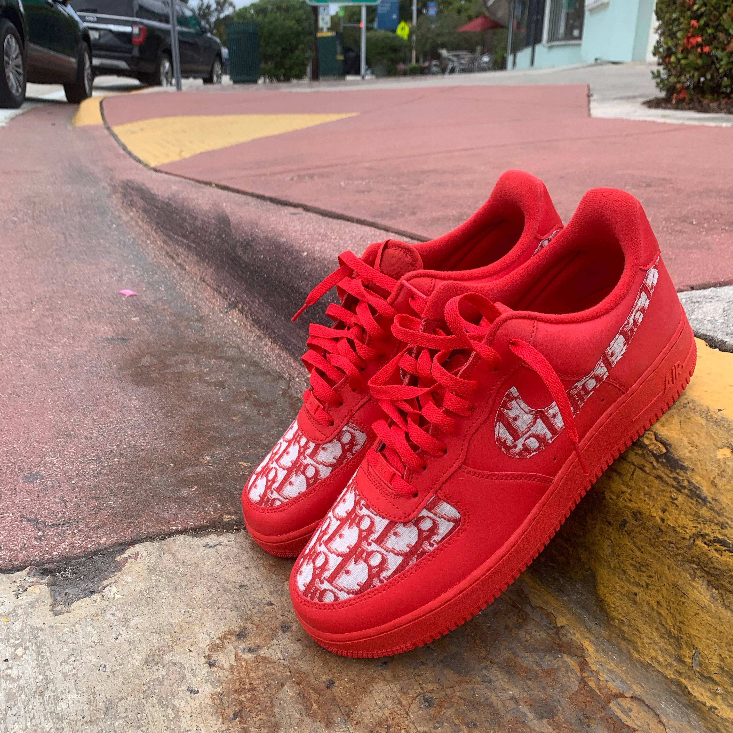 Red Dior forces